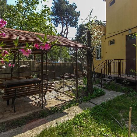 Apartment Gardens 44 Tbilisi Esterno foto
