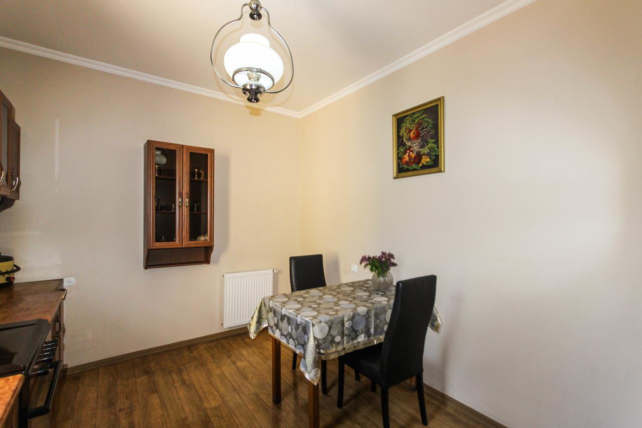 Apartment Gardens 44 Tbilisi Esterno foto